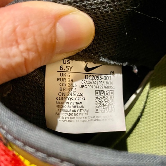 Nike Air Force 1 w/ Box - Picture 7 of 10